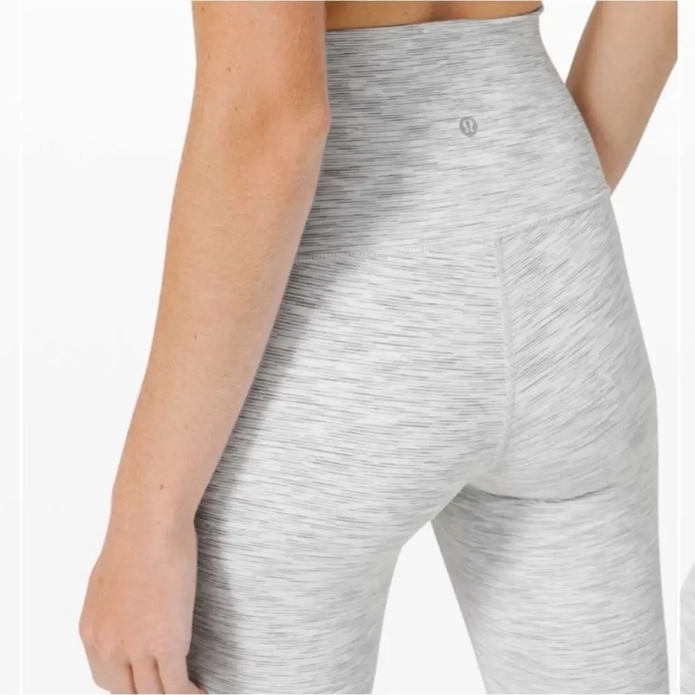 Lululemon Wunder Under High Rise Legging SOULCYCLE Leg Spellout Yoga Pants Sz 4